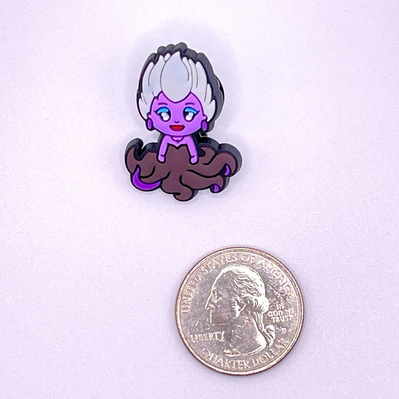 CROCS Accessories - 💥5/$10💥  The Little Mermaid “Ursula” crocs charm